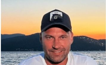 DUŠKO TOŠIĆ ODVEO ĆERKE NA LUKS DESTINACIJU! Na ovom mestu odmaraju samo svetske zvezde, Nika se odmah oglasila: Dok drugi hejtuju, ja uživam! DUŠKO TOŠIĆ ODVEO ĆERKE NA LUKS DESTINACIJU! Na ovom mestu odmaraju samo svetske zvezde, Nika se odmah oglasila: Dok drugi hejtuju, ja uživam! - featured image