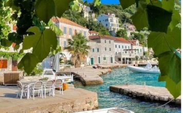 U ovom primorskom gradiću skoro da i nema turista a pravi je raj na zemlji: Sve je duplo jeftinije U ovom primorskom gradiću skoro da i nema turista a pravi je raj na zemlji: Sve je duplo jeftinije - featured image