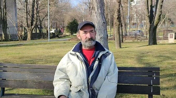 DRAGOMIR BIO DIREKTOR LANCA PRODAVNICA, SADA JE BESKUĆNIK: Strašni su i glad i zima! Šta da kažem, a da ne zaplačem POTRESNA PRIČA - featured image