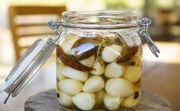 OBAVEZNO ZAPIŠITE RECEPT: Jako moćan lijek protiv bolova u kičmi i zglobovima koji će vam 100% pomoći… OBAVEZNO ZAPIŠITE RECEPT: Jako moćan lijek protiv bolova u kičmi i zglobovima koji će vam 100% pomoći… - featured image