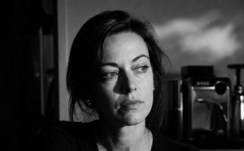 8 znakova da žena živi s mužem kojeg ne voli – prepoznat ćete je odmah (broj 6 iznenađuje) 8 znakova da žena živi s mužem kojeg ne voli – prepoznat ćete je odmah (broj 6 iznenađuje) - featured image