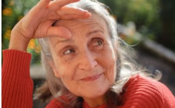 5 delova tela koje ljudi stariji od 60 godina moraju da peru svaki dan: Zdrava navika koja može da produži život od 7 do 10 godina 5 delova tela koje ljudi stariji od 60 godina moraju da peru svaki dan: Zdrava navika koja može da produži život od 7 do 10 godina - featured image