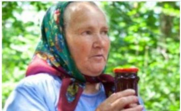 Baka (75) puca od zdravlja: Pijem ovo i imam pritisak i šećer bolji nego omladina! (RECEPT) Baka (75) puca od zdravlja: Pijem ovo i imam pritisak i šećer bolji nego omladina! (RECEPT) - featured image