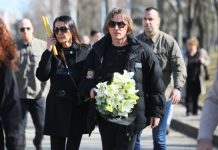 Prava istina o Saši Popoviću IZAŠLA NA VIDJELO: Boba Živojinović otkrio SVE – zar je moguće da je bio takav M0NSTRUUM…. Prava istina o Saši Popoviću IZAŠLA NA VIDJELO: Boba Živojinović otkrio SVE – zar je moguće da je bio takav M0NSTRUUM…. - featured image